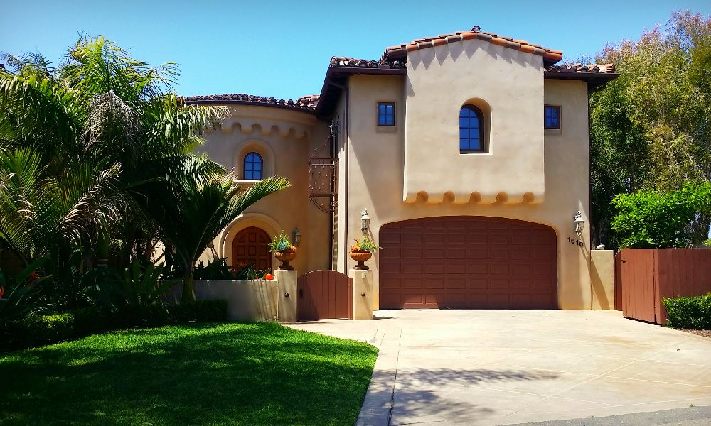 Cardiff by the sea exterior